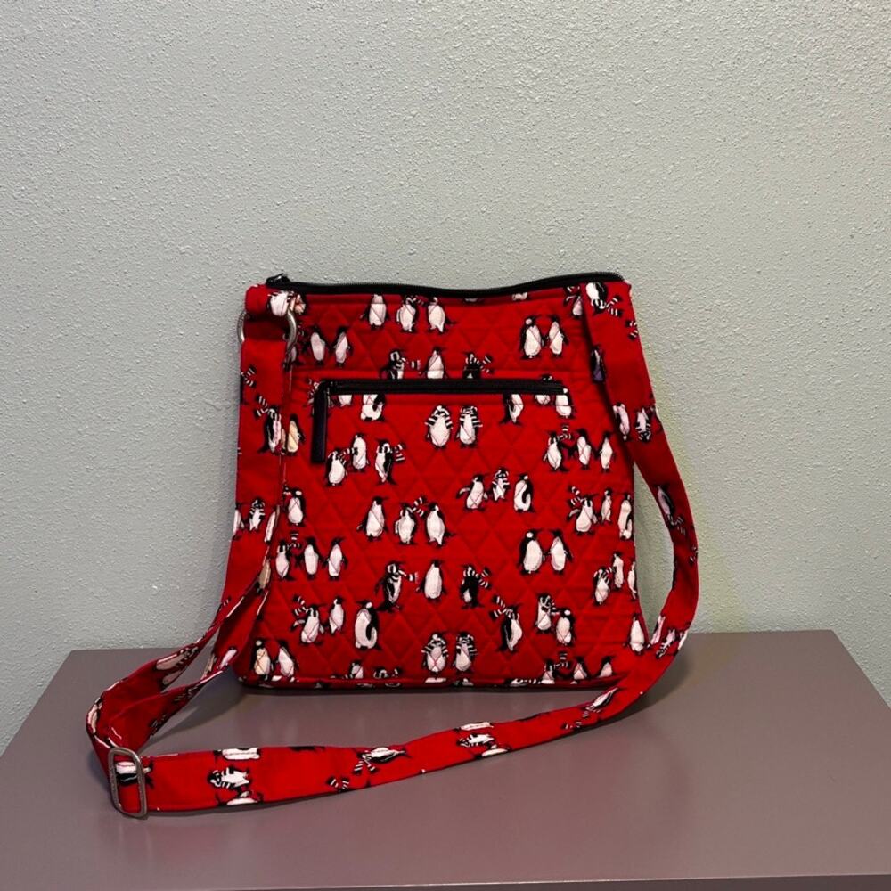 Vera Bradley Playful Penguins Red Quilted Cotton On The Go Crossbody Bag Purse - Picture 6 of 9